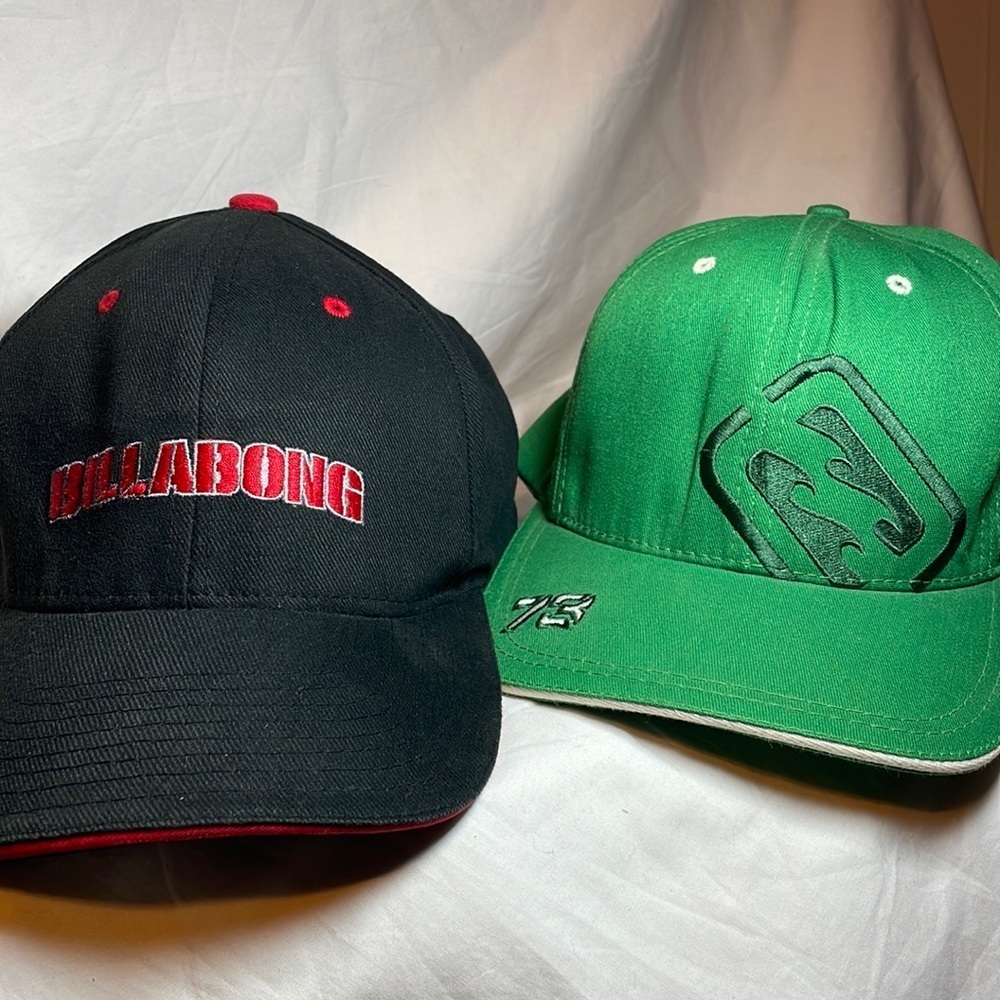 Lot of 2 Billabong hats